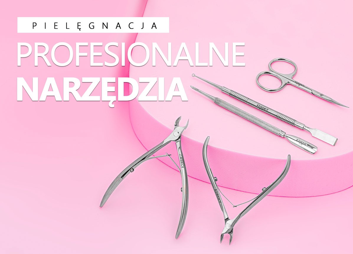 Perfekcyjny manicure z narzędziami Manica